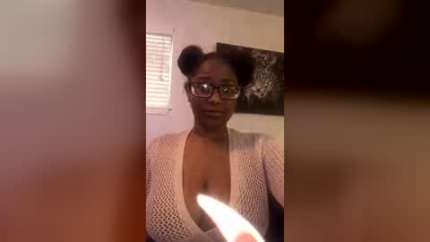 kaywest1030 online show from July 18, 11:51 pm