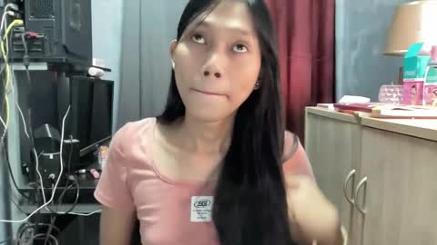 Its me Cora online show from November 9, 5:22 am