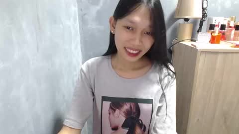 Its me Cora online show from October 25, 5:08 am