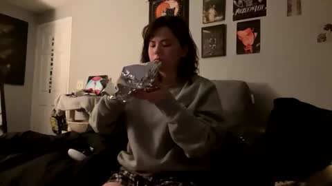 kearianwat online show from April 16, 3:06 am