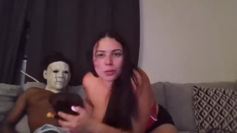 Snapshot of keepingupwithashleyxx chatting on October 26, 3:40 am RIDRE online show from October 26, 3:40 am
