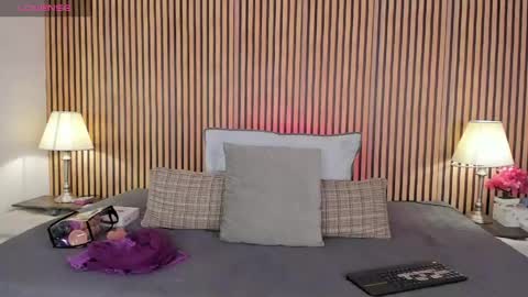 keeyla stone online show from March 29, 9:05 pm