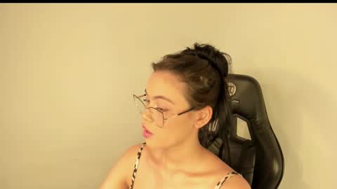 Keily brox online show from December 22, 9:21 pm