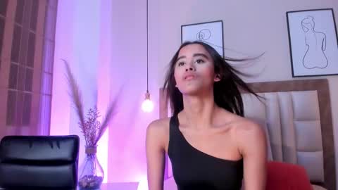 Keimy Wilde online show from December 17, 6:25 pm