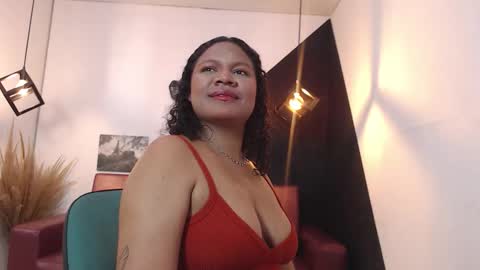    online show from December 18, 8:04 pm