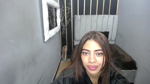  K E I Z Y  online show from December 24, 7:55 pm