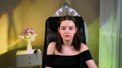 KellieBanshe online show from March 24, 8:20 am