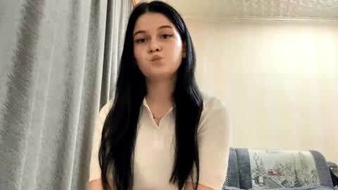 Bella online show from April 13, 3:27 pm