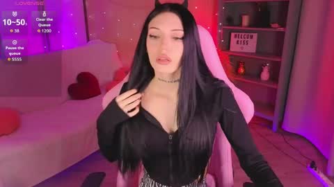 Kelly online show from April 16, 6:13 am