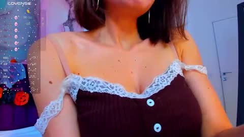 Kelly online show from October 31, 5:41 am