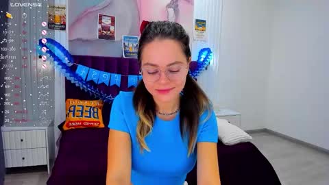 Snapshot of kelly_cuutie chatting on September 26, 12:51 am Kelly online show from September 26, 12:51 am