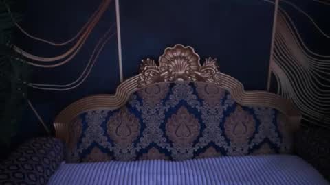 Kelly online show from November 19, 9:41 am