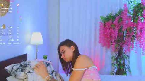 kellyjonsen online show from October 4, 9:01 pm