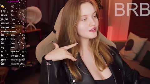 kelly online show from October 26, 9:21 am