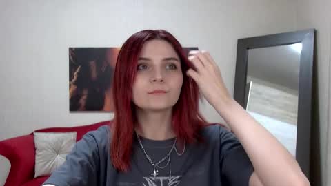 Snapshot of kellystoneys chatting on October 22, 5:47 pm Kelly Stoneys online show from October 22, 5:47 pm