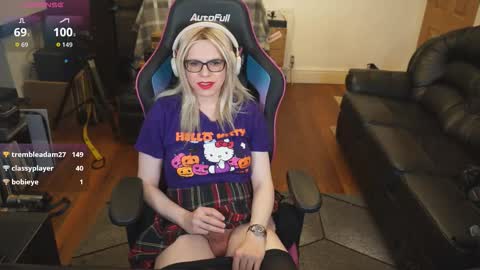 Snapshot of kelseycobalt chatting on October 4, 9:23 pm kelseycobalt online show from October 4, 9:23 pm