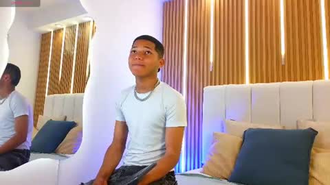 Kelvin online show from July 27, 3:48 am