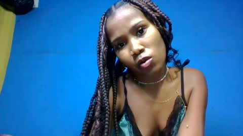 kelyhondra online show from July 7, 12:01 am