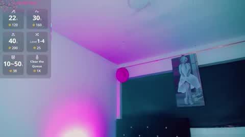 kend_hott online show from April 17, 11:18 pm