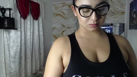 Snapshot of kendall_morry chatting on October 9, 4:29 am kendall  online show from October 9, 4:29 am