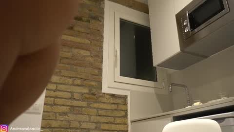 Andrea online show from March 7, 9:27 pm