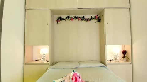 Kendal online show from April 17, 11:56 am