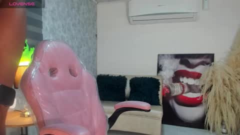 Kender online show from December 18, 9:21 pm