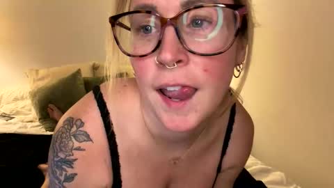 kendra34dd online show from March 13, 12:25 am