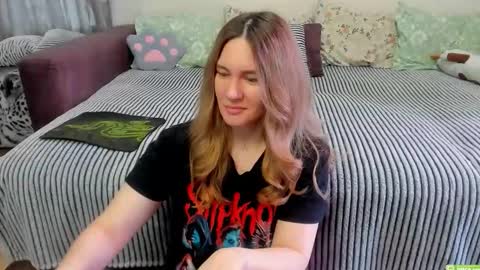 Kendra online show from March 26, 6:51 am