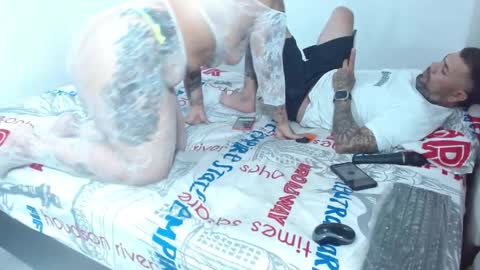 Kendra And Miller online show from April 9, 4:49 am