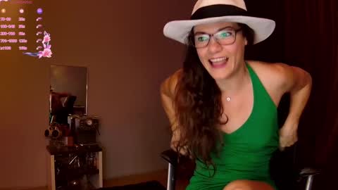 Kendra online show from February 18, 2:05 am