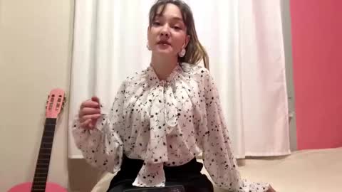 Elena online show from December 18, 8:15 pm