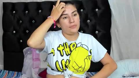 kenia walker online show from March 6, 11:20 am