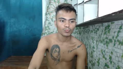 kenneth_jeey online show from February 17, 9:52 am