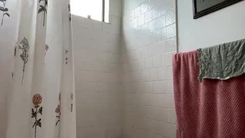 kennibby online show from April 2, 11:22 pm