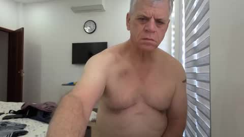 kent_ham online show from February 1, 1:24 am