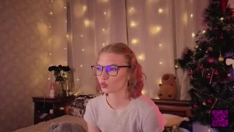 Lisa online show from January 5, 5:27 pm