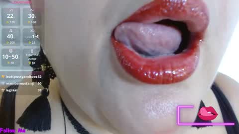 K E R L Y online show from November 30, 6:59 pm