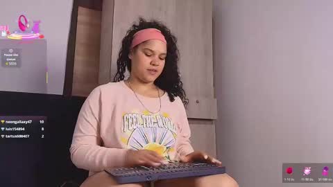 KESHA online show from February 24, 3:26 pm