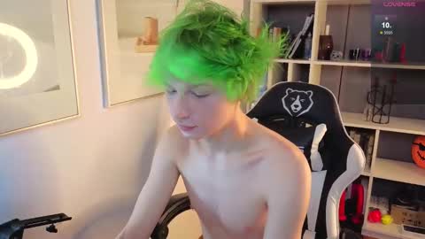 Kessy online show from November 20, 1:37 am