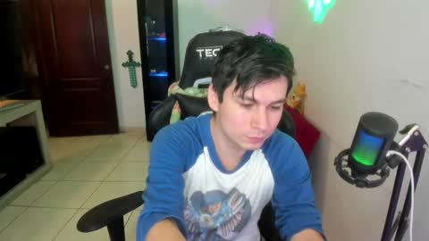 Kevin online show from April 23, 11:17 pm