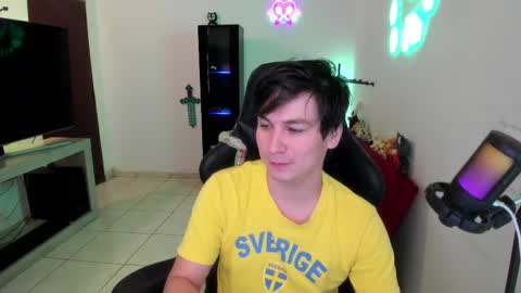 Kevin online show from February 22, 11:46 pm