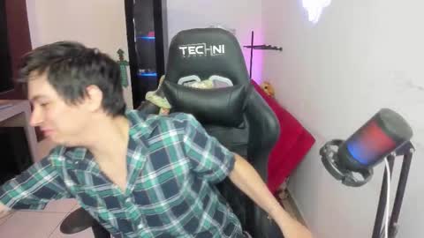 Kevin online show from October 4, 11:24 pm