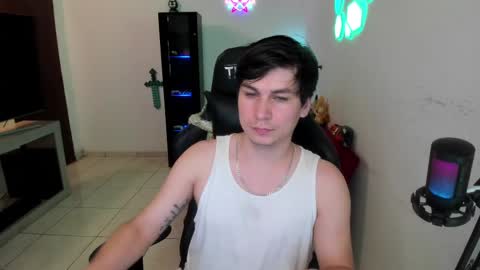 Kevin online show from February 11, 11:54 pm