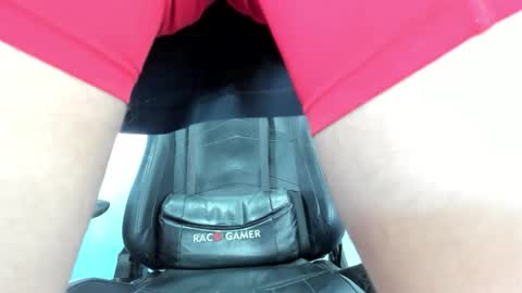 Snapshot of kevin_bronx chatting on October 7, 4:47 pm Kevin online show from October 7, 4:47 pm