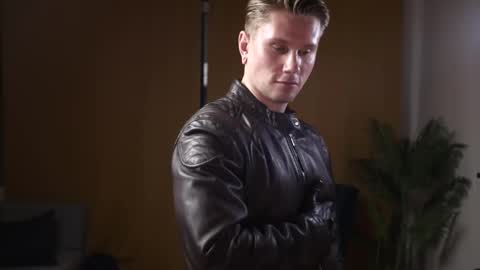 Kev online show from November 17, 6:32 pm