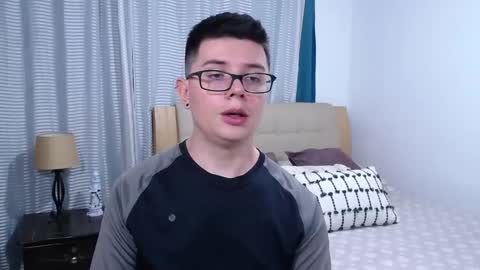 Kevin online show from March 28, 11:39 pm