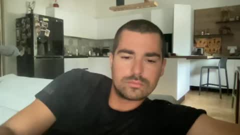 kevinpillobello online show from July 26, 9:40 am
