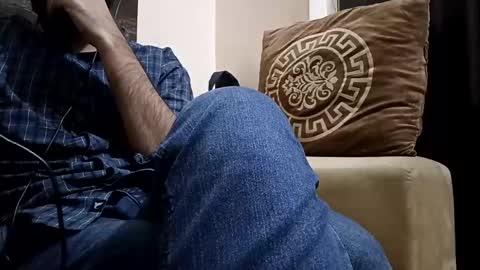 Snapshot of khaqan4u chatting on February 22, 1:44 am khaqan4u online show from February 22, 1:44 am