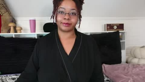 Khaya online show from February 16, 5:11 pm